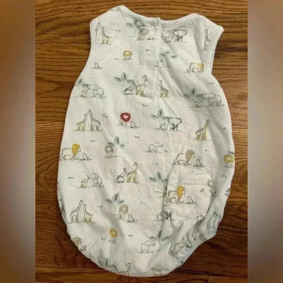 Janie and Jack Baby Safari Bodysuit size 6-12 months - Picture 3 of 7
